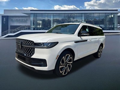 2027 Lincoln Navigator L Black Label