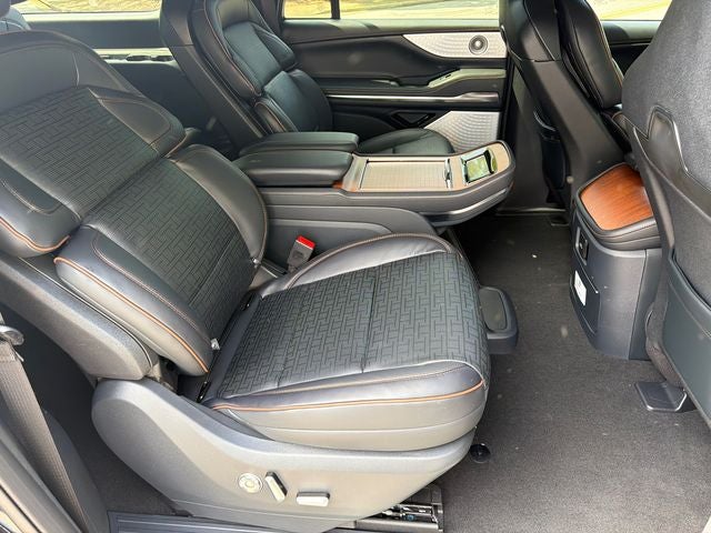 2026 Lincoln Navigator L Black Label