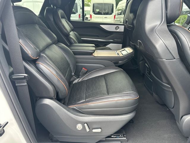 2026 Lincoln Navigator L Black Label