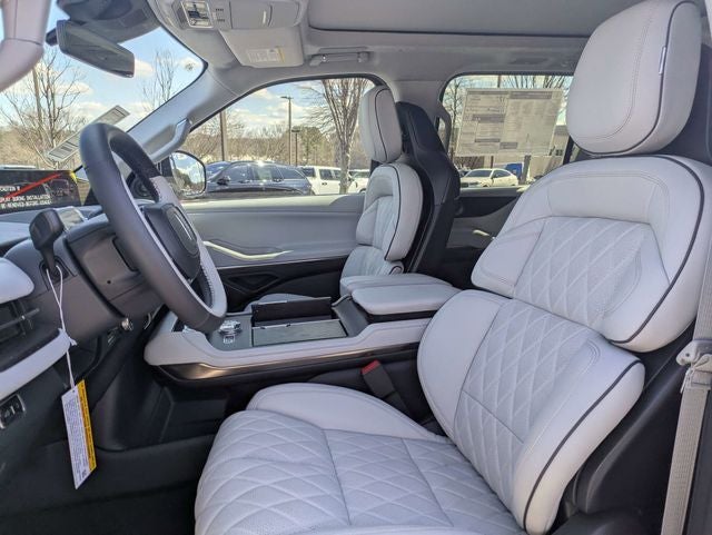 2026 Lincoln Navigator L Black Label