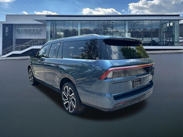 2027 Lincoln Navigator L Reserve