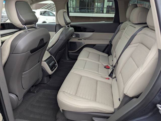 2024 Lincoln Nautilus Reserve