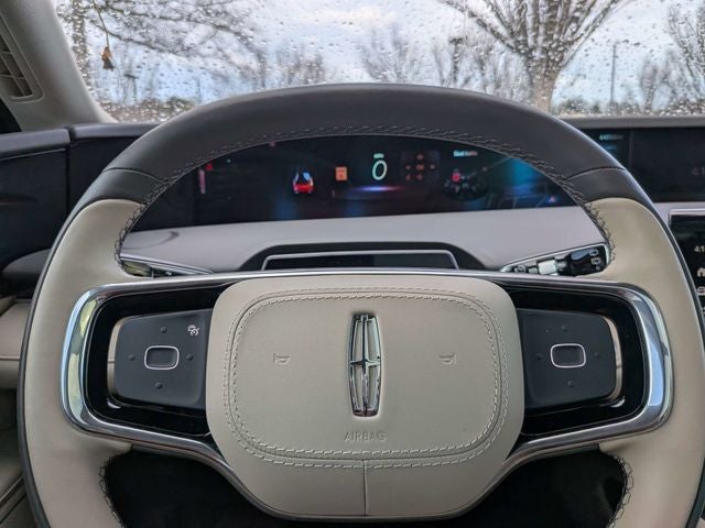 2025 Lincoln Nautilus Reserve