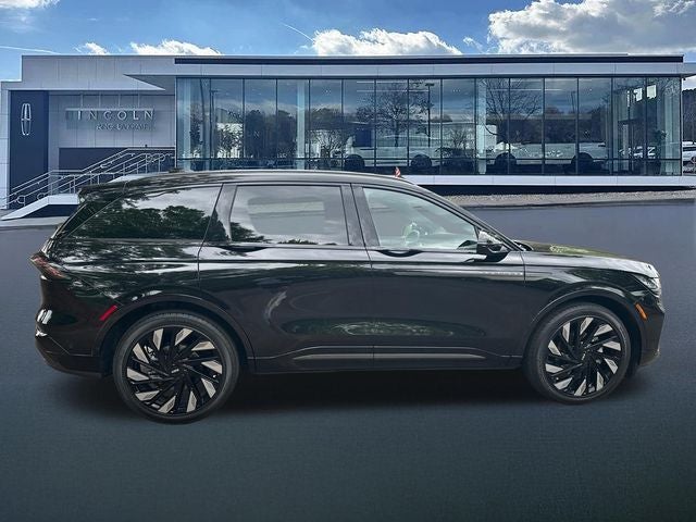 2024 Lincoln Nautilus Reserve