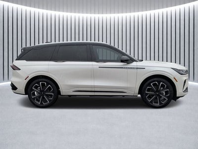 2026 Lincoln Nautilus Reserve