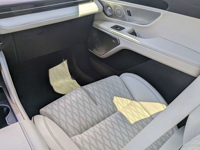 2024 Lincoln Nautilus Black Label