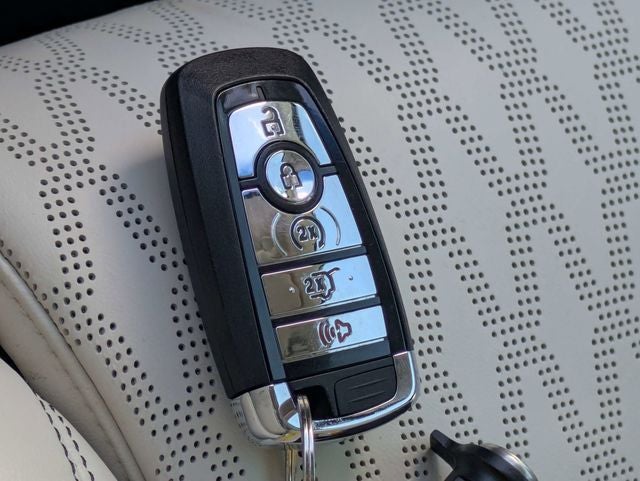 2024 Lincoln Nautilus Black Label