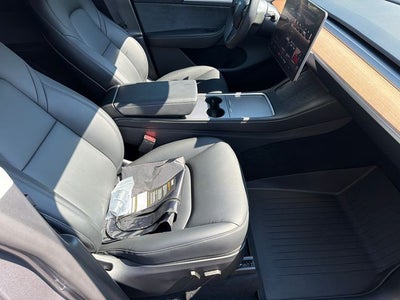 2025 Tesla Model Y Long Range