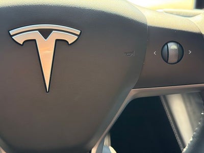 2025 Tesla Model Y Long Range
