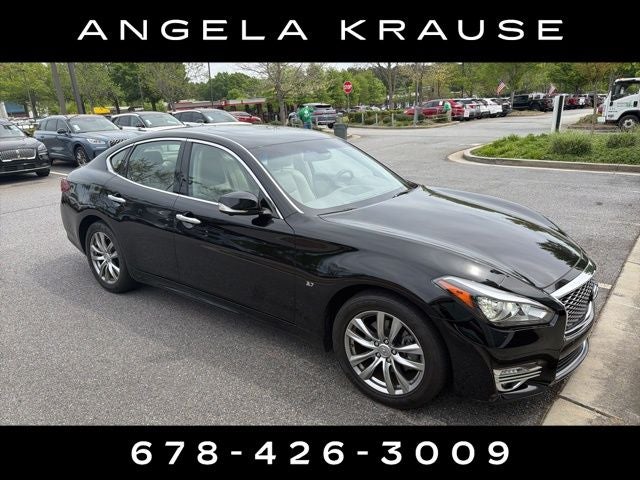 2018 INFINITI Q70 3.7 LUXE