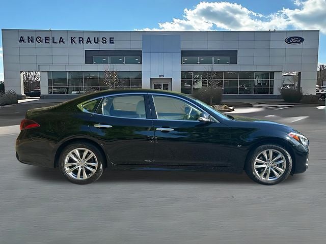 2018 INFINITI Q70 3.7 LUXE