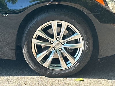 2018 INFINITI Q70 3.7 LUXE