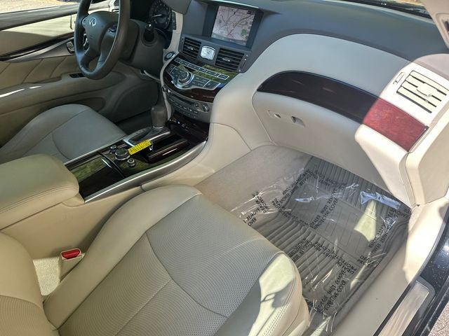 2018 INFINITI Q70 3.7 LUXE