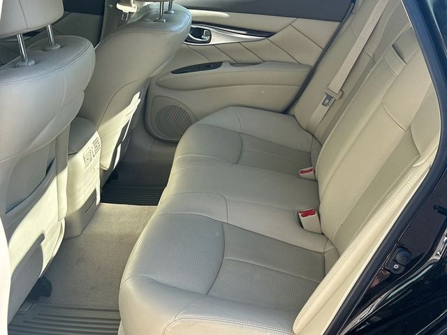 2018 INFINITI Q70 3.7 LUXE