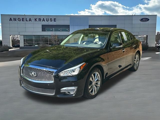2018 INFINITI Q70 3.7 LUXE