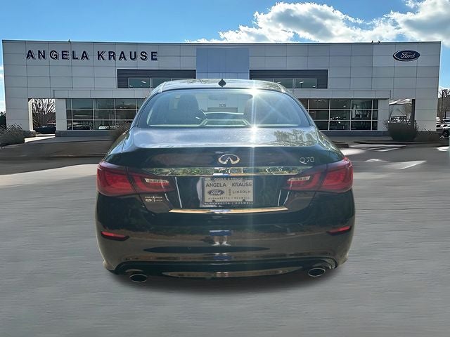 2018 INFINITI Q70 3.7 LUXE