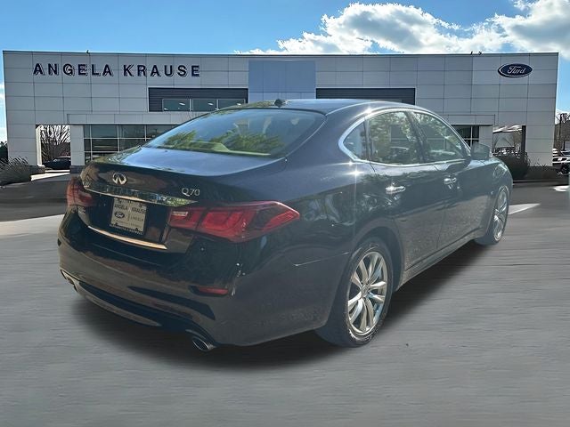 2018 INFINITI Q70 3.7 LUXE
