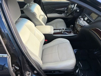 2016 INFINITI Q70 3.7X