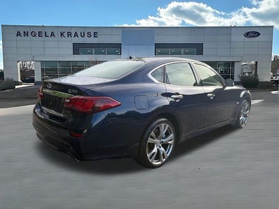 2016 INFINITI Q70 3.7X
