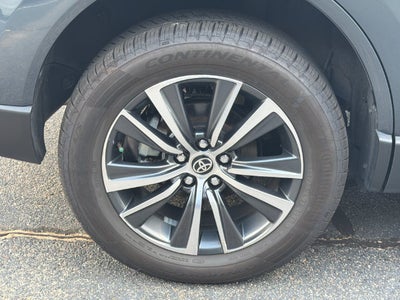 2022 Toyota Venza LE