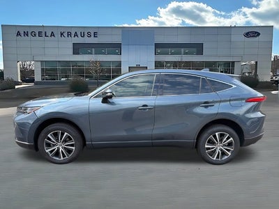 2022 Toyota Venza LE