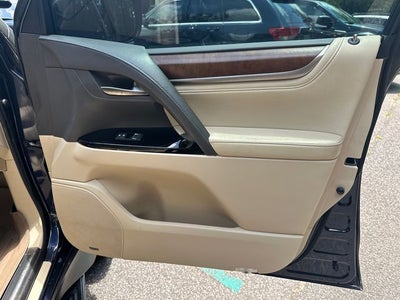 2016 Lexus LX 570