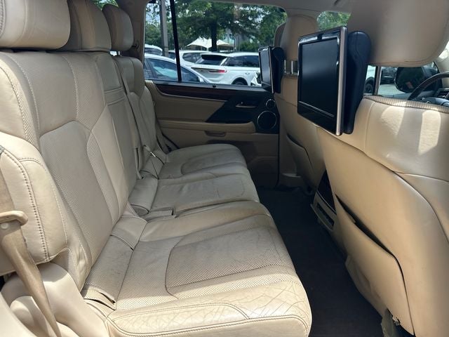 2016 Lexus LX 570