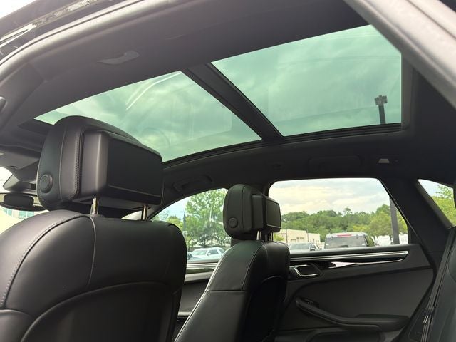 2018 Porsche Macan Base