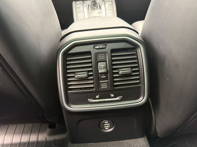 2018 Porsche Macan Base