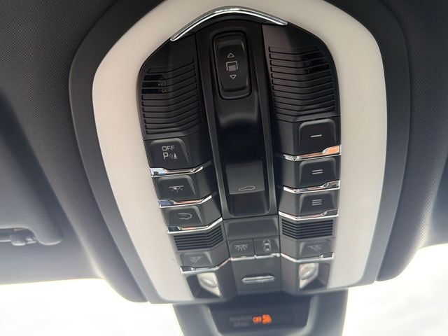 2018 Porsche Macan Base