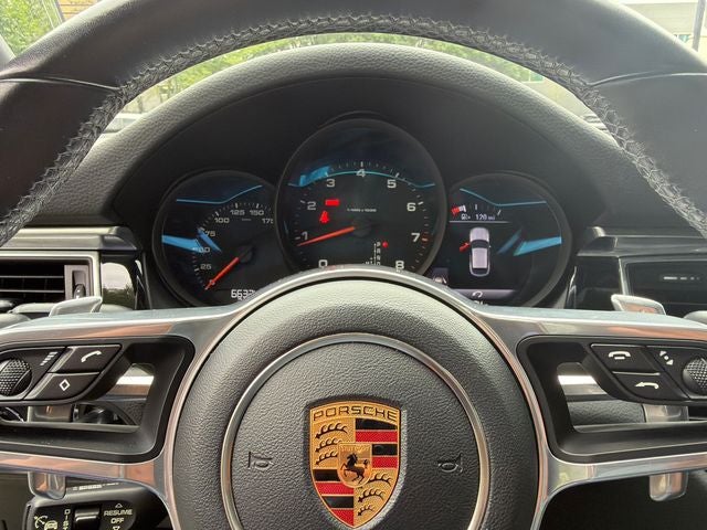 2018 Porsche Macan Base