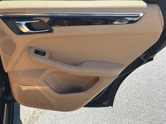 2016 Porsche Macan S