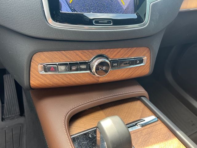 2023 Volvo XC90 B6 Plus 7-Seater