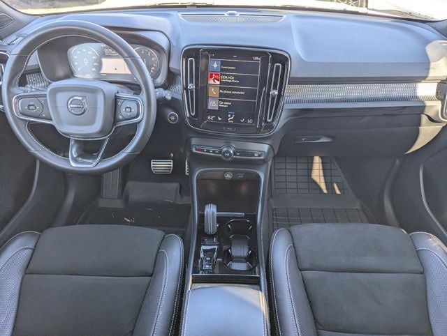 2021 Volvo XC40 R-Design