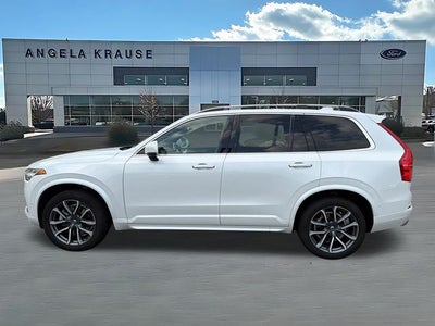 2017 Volvo XC90 T6 Momentum