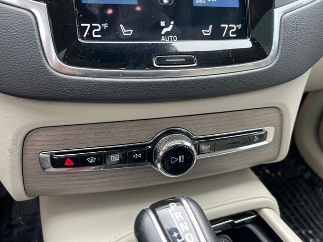 2021 Volvo XC90 T6 Inscription
