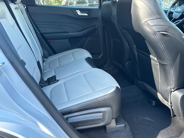 2025 Ford Escape Plug-In Hybrid Base