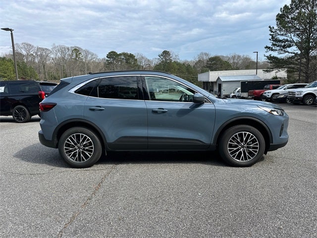 2025 Ford Escape Plug-In Hybrid Base