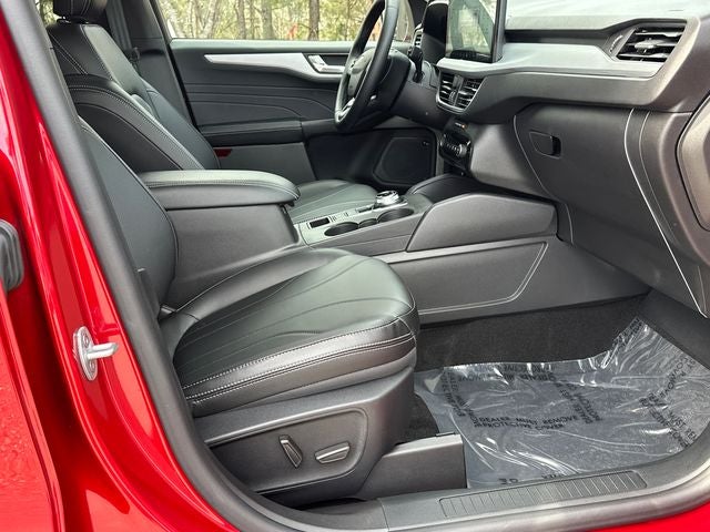 2025 Ford Escape Plug-In Hybrid Base