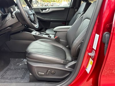 2025 Ford Escape Plug-In Hybrid Base