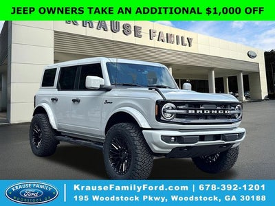 2026 Ford Bronco Outer Banks