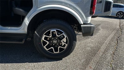 2026 Ford Bronco Outer Banks