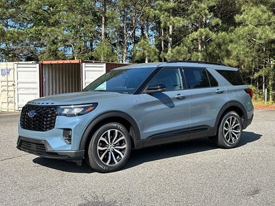 2026 Ford Explorer ST-Line