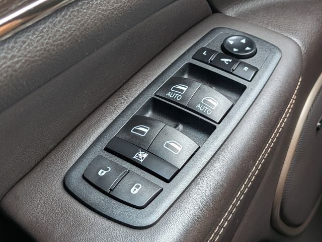 2017 Jeep Grand Cherokee Summit