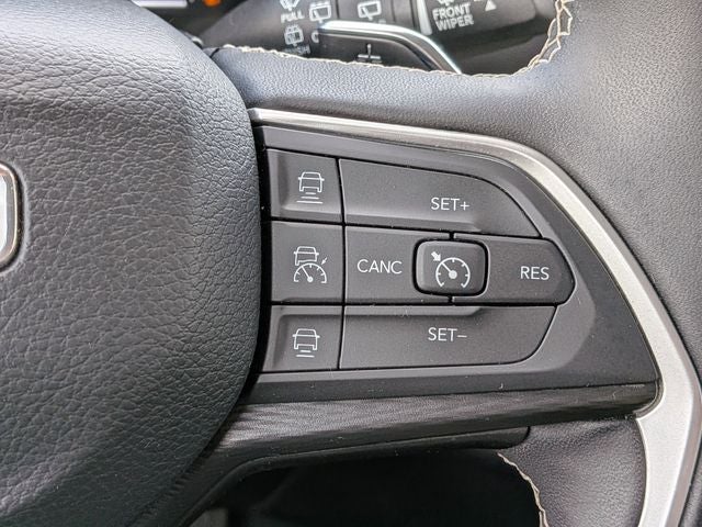 2023 Jeep Grand Cherokee L Laredo