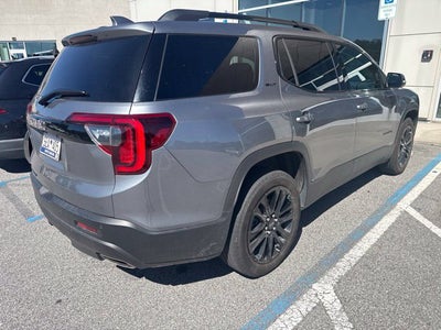 2021 GMC Acadia SLT