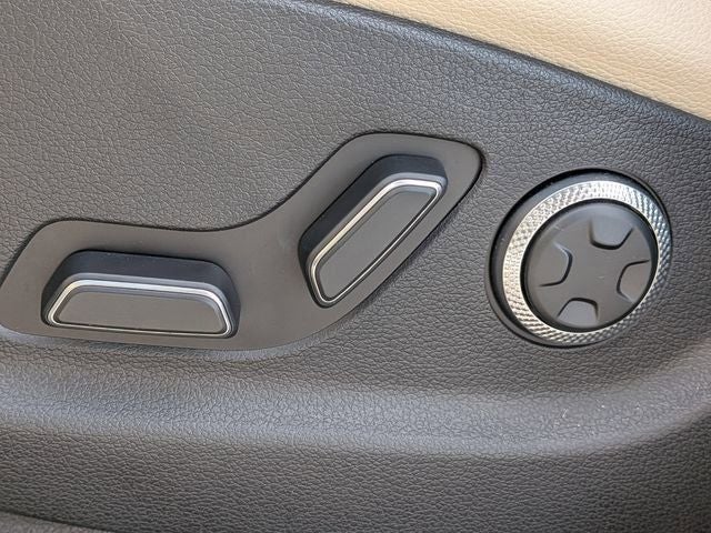 2026 Genesis GV70 2.5T Select AWD
