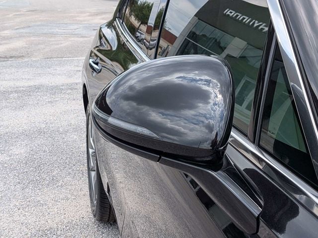 2025 Genesis Electrified GV70 Advanced