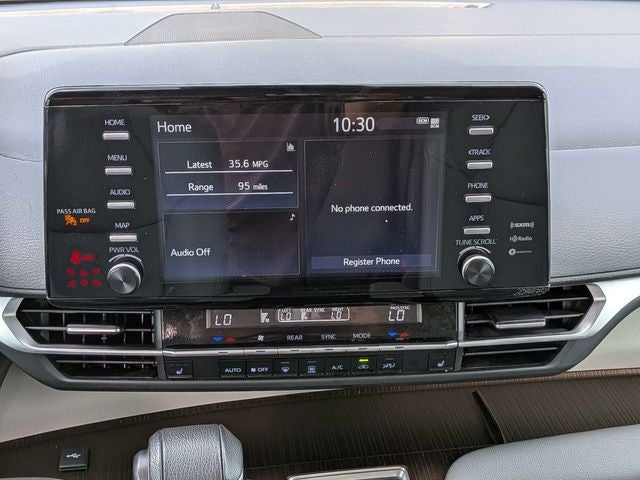 2024 Toyota Sienna XLE 8 Passenger