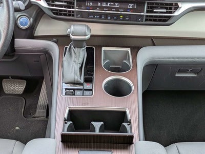 2024 Toyota Sienna XLE 8 Passenger